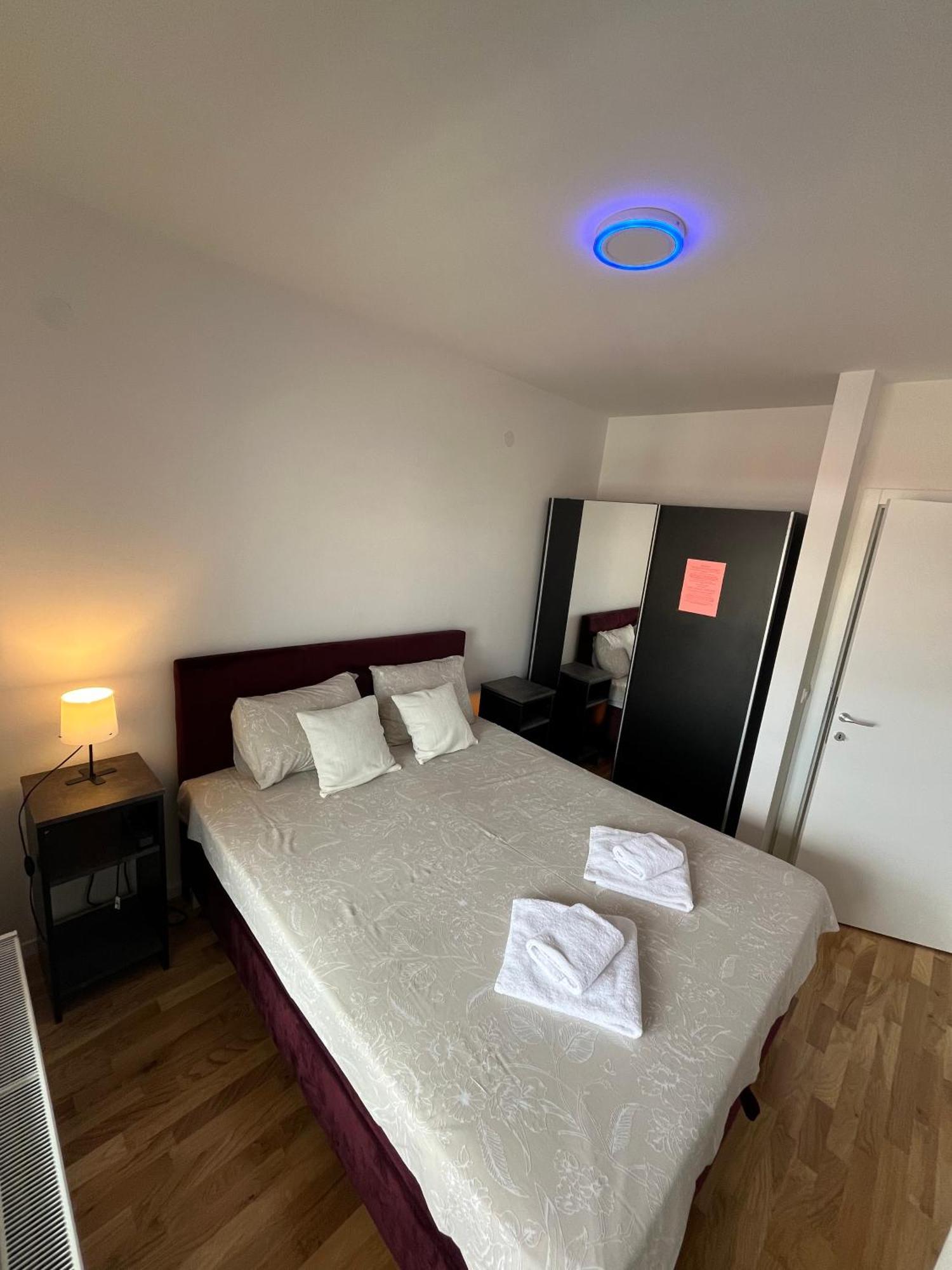 Lux Apartment 8, Center, Free Parking Ni 外观 照片